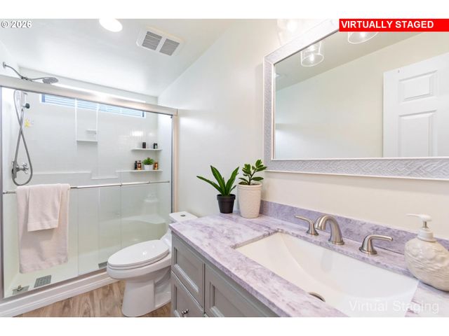 37455 EMERALD CASCADE St, Sandy, OR 97055