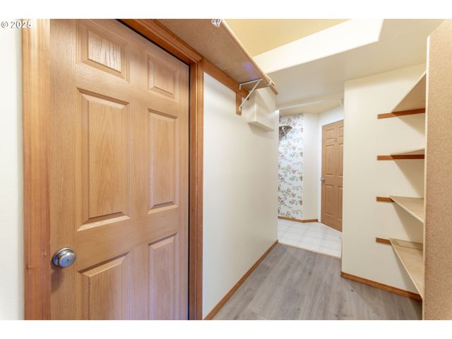 37455 EMERALD CASCADE St, Sandy, OR 97055