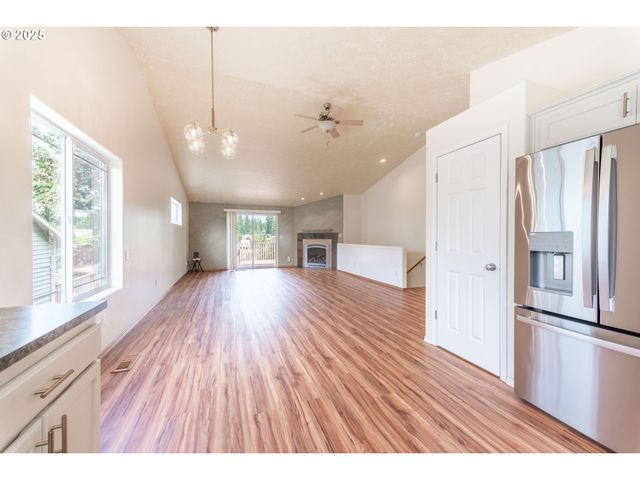 37455 EMERALD CASCADE St, Sandy, OR 97055