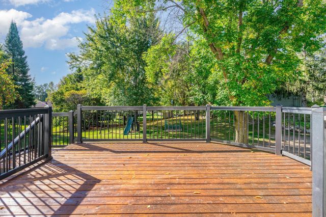 680 Brockton Curve, Eagan, MN 55123