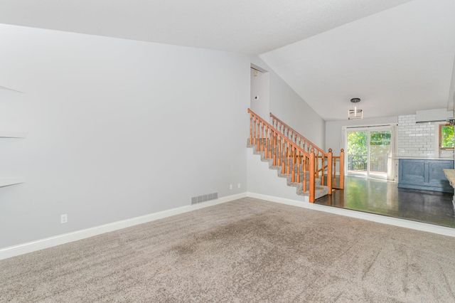 680 Brockton Curve, Eagan, MN 55123