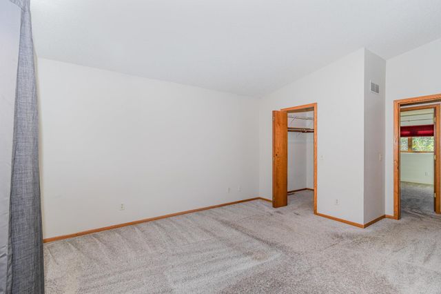 680 Brockton Curve, Eagan, MN 55123