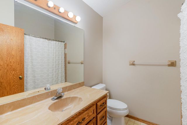 680 Brockton Curve, Eagan, MN 55123
