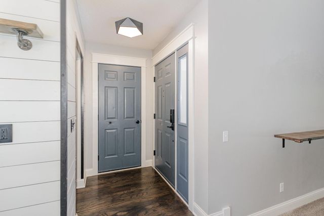 680 Brockton Curve, Eagan, MN 55123