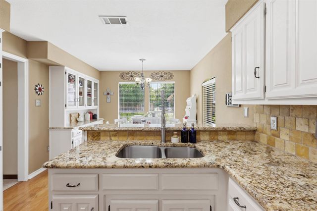 7212 Big Bear Lake Drive, Arlington, TX 76016