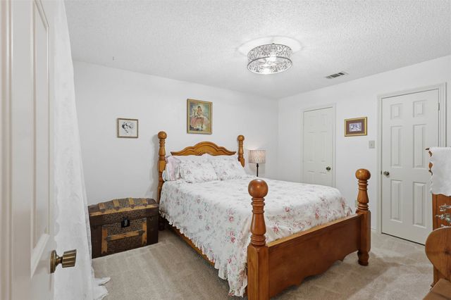 7212 Big Bear Lake Drive, Arlington, TX 76016
