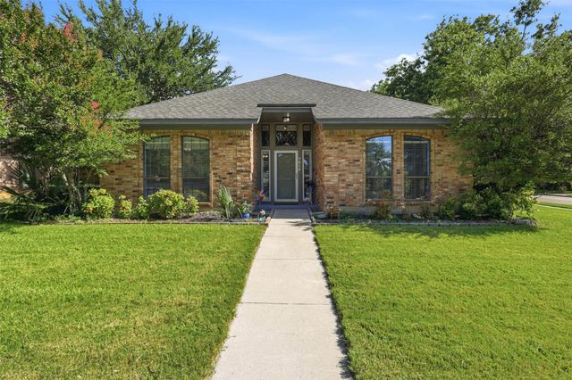 7212 Big Bear Lake Drive, Arlington, TX 76016