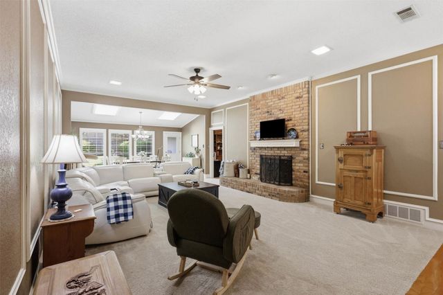 7212 Big Bear Lake Drive, Arlington, TX 76016