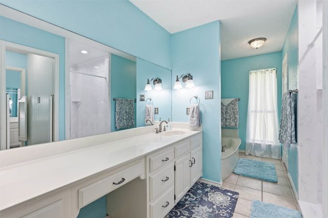 7212 Big Bear Lake Drive, Arlington, TX 76016