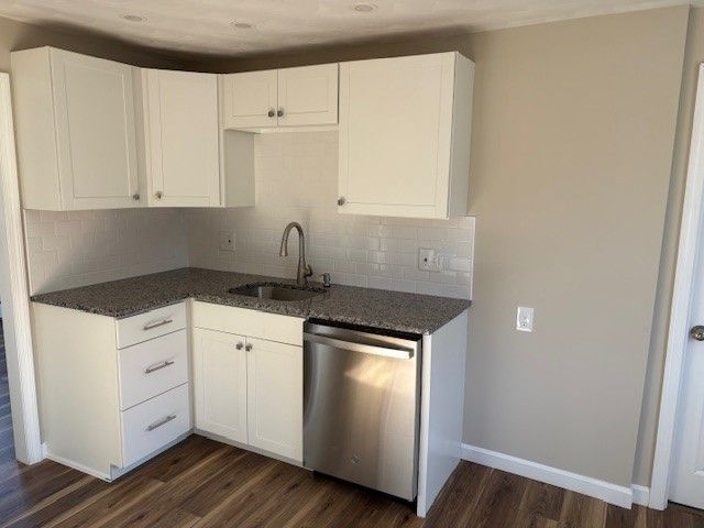 52 Jackson Flat Road, Scituate, RI 02831