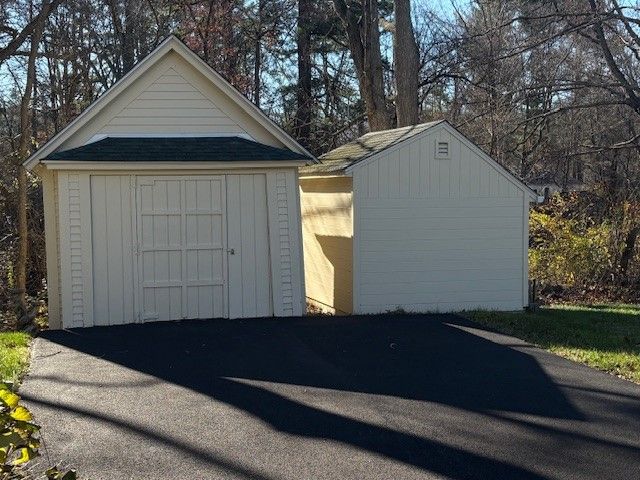 52 Jackson Flat Road, Scituate, RI 02831