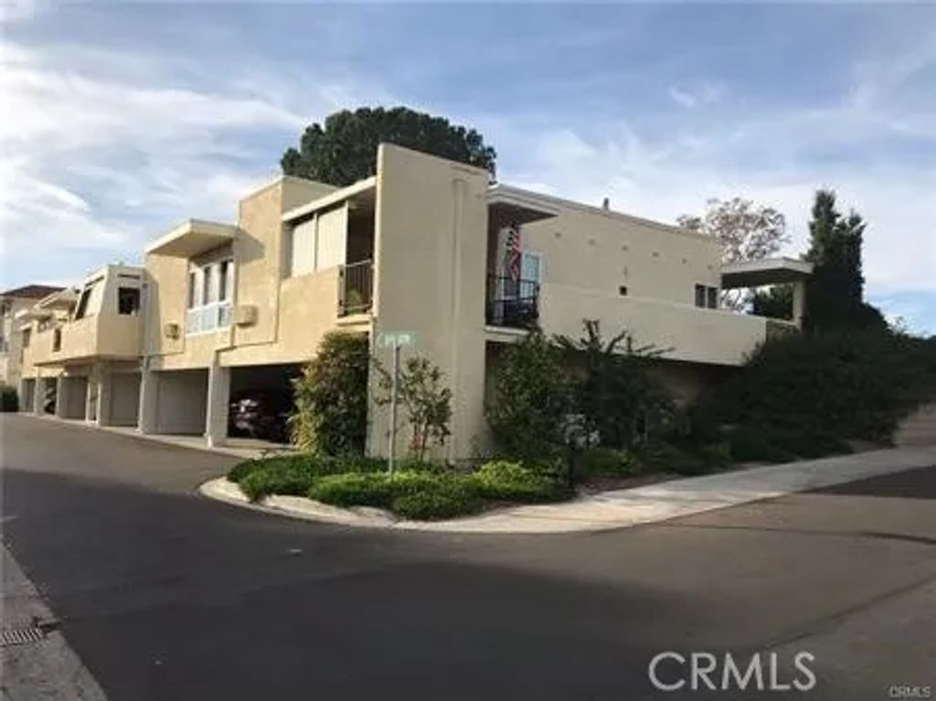 2192 Via Mariposa East A, Laguna Woods, CA 92637