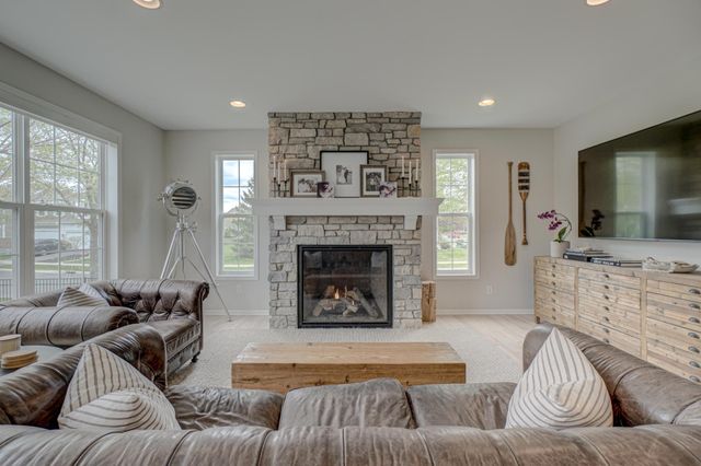 4891 159th Street W, Apple Valley, MN 55124