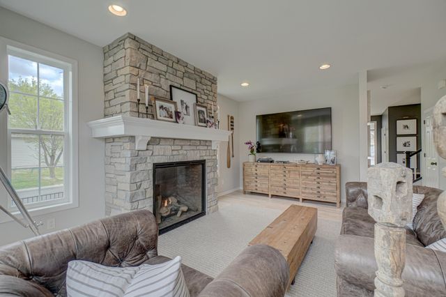 4891 159th Street W, Apple Valley, MN 55124