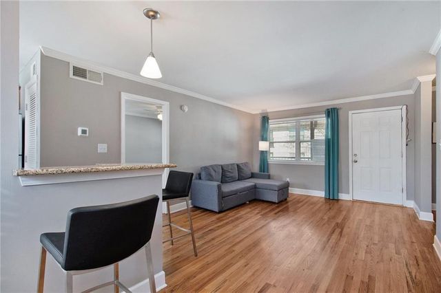 48 Peachtree Avenue 324, Atlanta, GA 30305