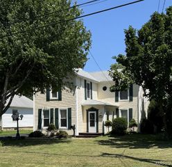 914 N Center Street, Collinsville, IL 62234