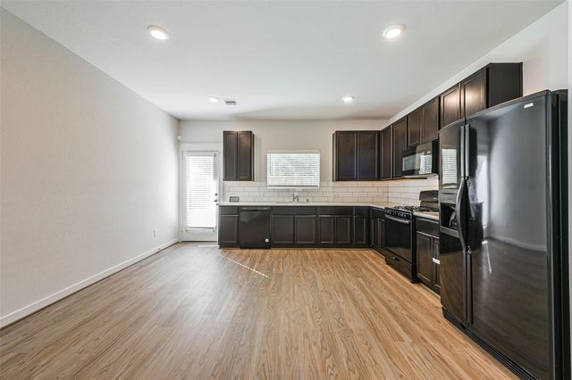 16911 Lagos Lane, Crosby, TX 77532