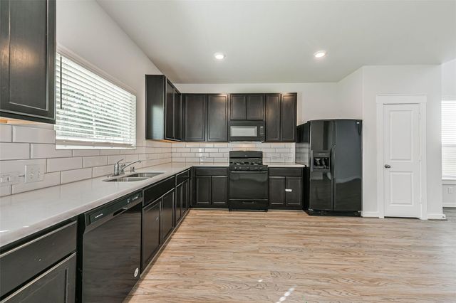 16911 Lagos Lane, Crosby, TX 77532