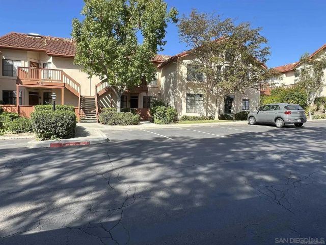 4035 Carmel View Rd 114, San Diego, CA 92130