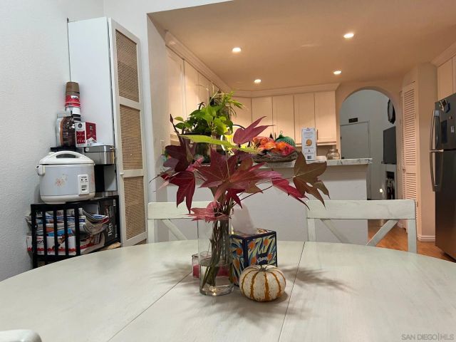 4035 Carmel View Rd 114, San Diego, CA 92130