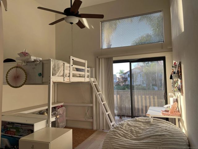 4035 Carmel View Rd 114, San Diego, CA 92130