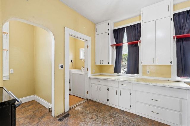 2118 W Mallon Ave, Spokane, WA 99201