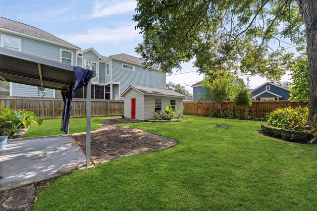 820 E 28th Street, Houston, TX 77009