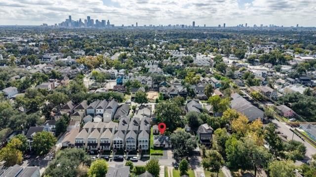 820 E 28th Street, Houston, TX 77009