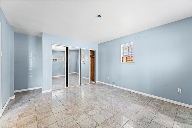 820 E 28th Street, Houston, TX 77009