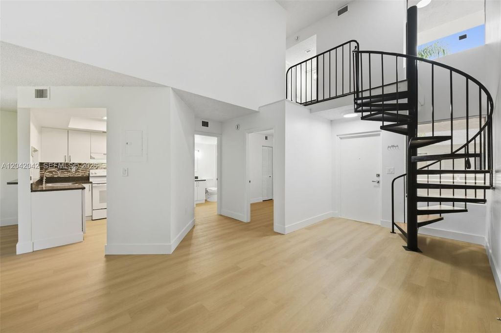 8365 SW 152nd Ave C-417, Miami, FL 33193