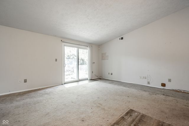 6724 Cross Key Drive, Indianapolis, IN 46268