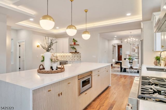 336 Mountain Ave, Westfield Town, NJ 07090