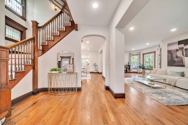 336 Mountain Ave, Westfield Town, NJ 07090