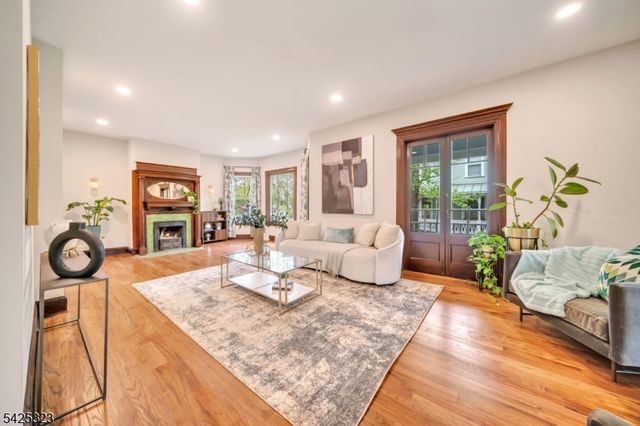 336 Mountain Ave, Westfield Town, NJ 07090