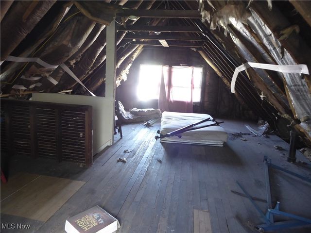 3430 E 102, Cleveland, OH 44104