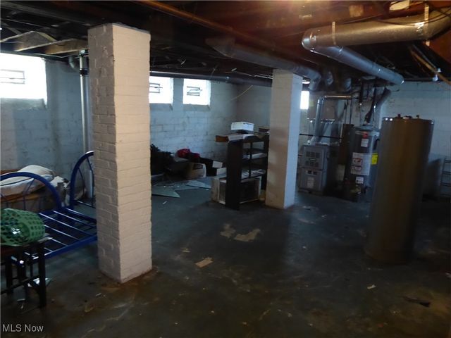 3430 E 102, Cleveland, OH 44104