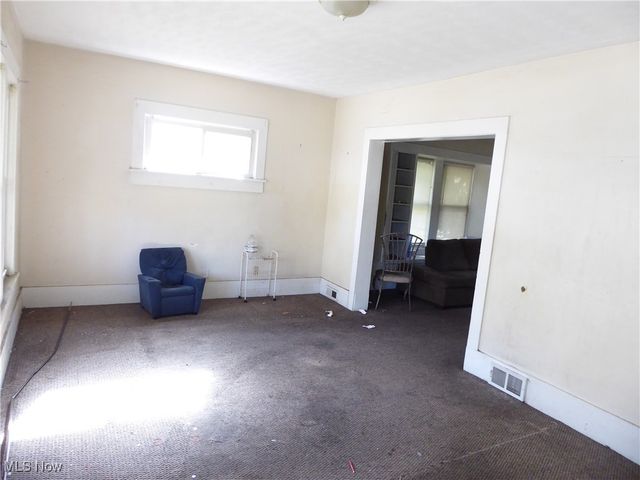 3430 E 102, Cleveland, OH 44104