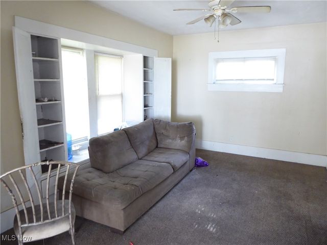 3430 E 102, Cleveland, OH 44104