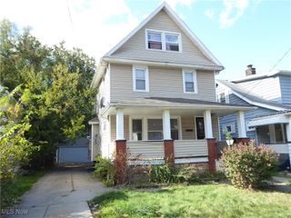 3430 E 102, Cleveland, OH 44104