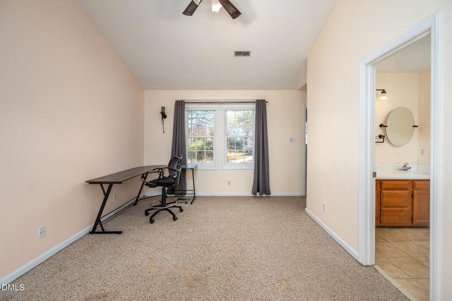 701 Thistlegate Trail, Raleigh, NC 27610