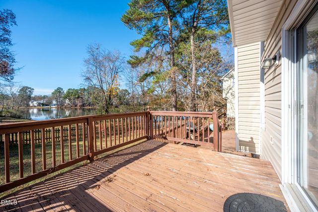 701 Thistlegate Trail, Raleigh, NC 27610