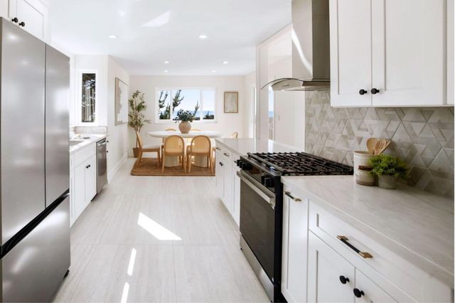 52 Frances Avenue, Pacifica, CA 94044