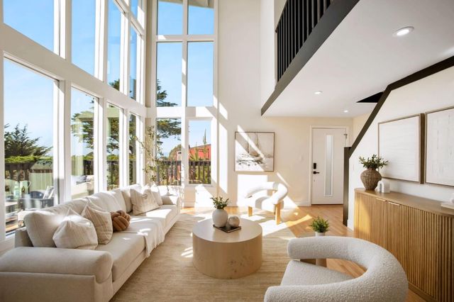 52 Frances Avenue, Pacifica, CA 94044