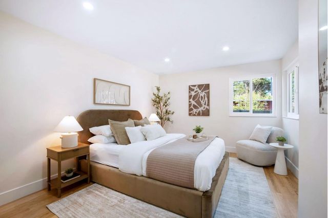 52 Frances Avenue, Pacifica, CA 94044