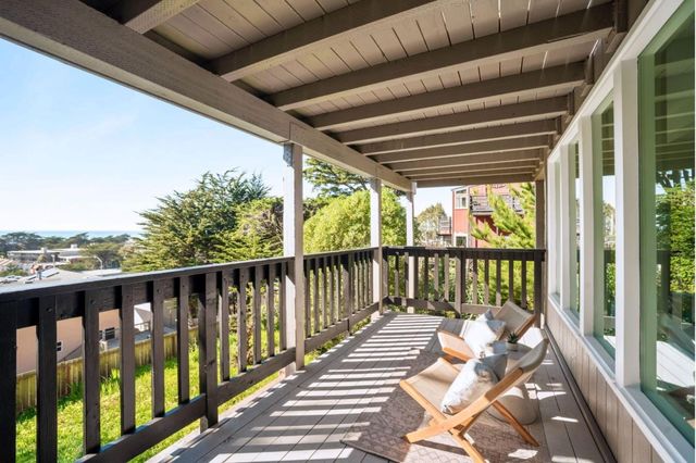 52 Frances Avenue, Pacifica, CA 94044