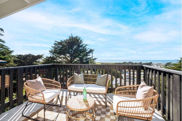 52 Frances Avenue, Pacifica, CA 94044