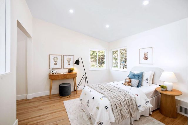 52 Frances Avenue, Pacifica, CA 94044