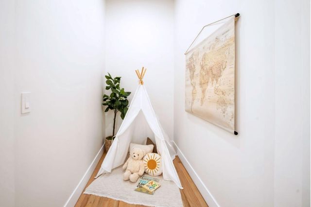 52 Frances Avenue, Pacifica, CA 94044