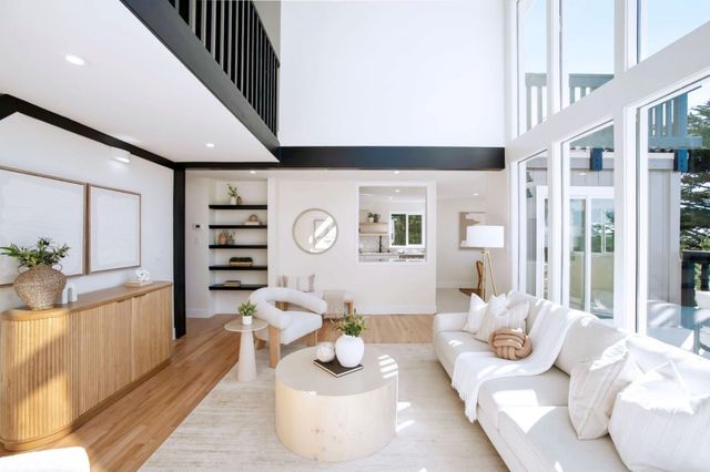 52 Frances Avenue, Pacifica, CA 94044