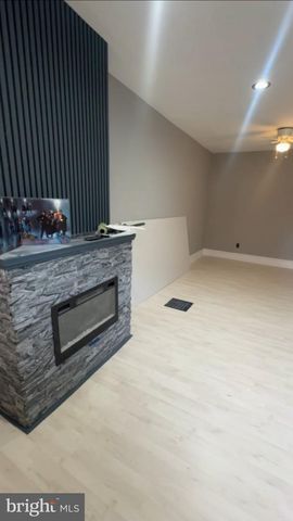 2420 N CLEVELAND ST, Philadelphia, PA 19132